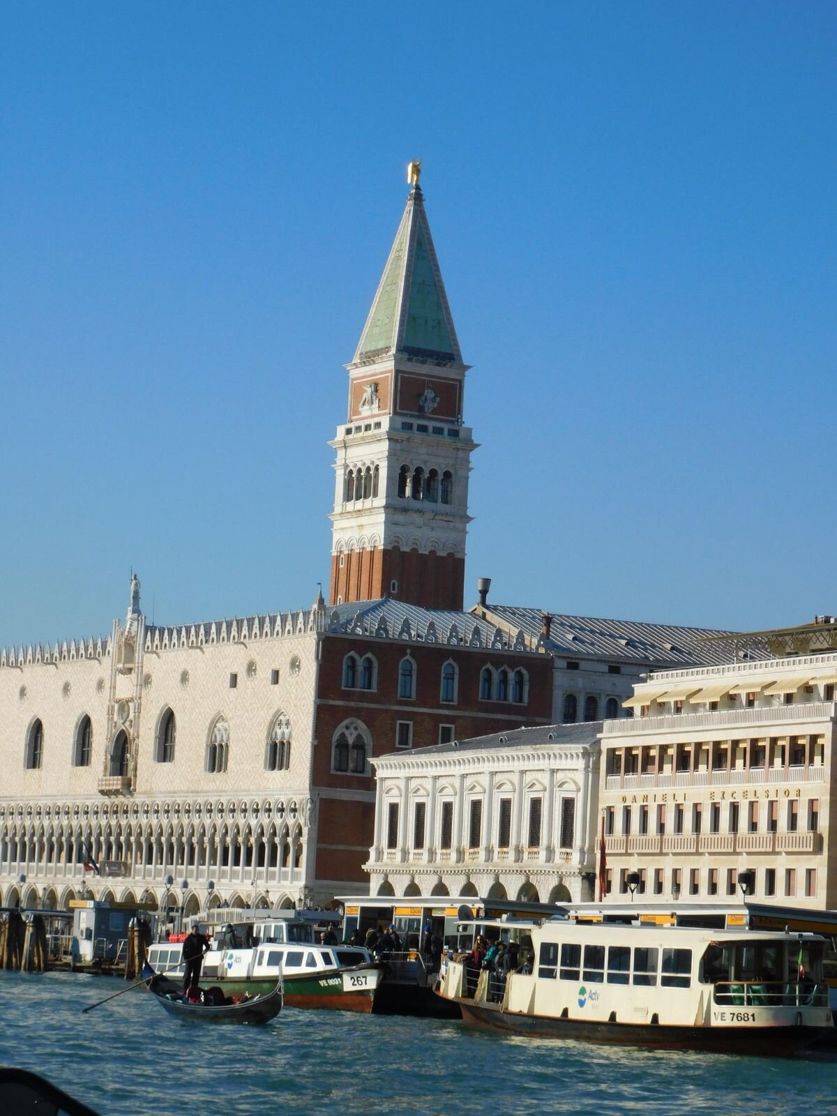 Italia - Venezia - Vetrerie di Murano